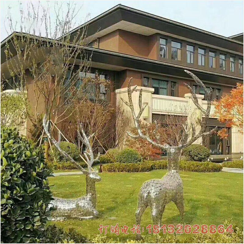 不锈钢镜面镂空梅花鹿雕塑