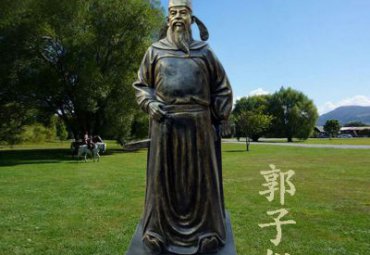 古代名将郭子仪铜雕