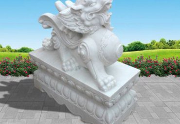 汉白玉门口招财貔貅石雕