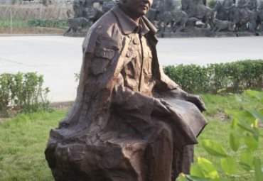 青年时期伟人毛泽东铜雕