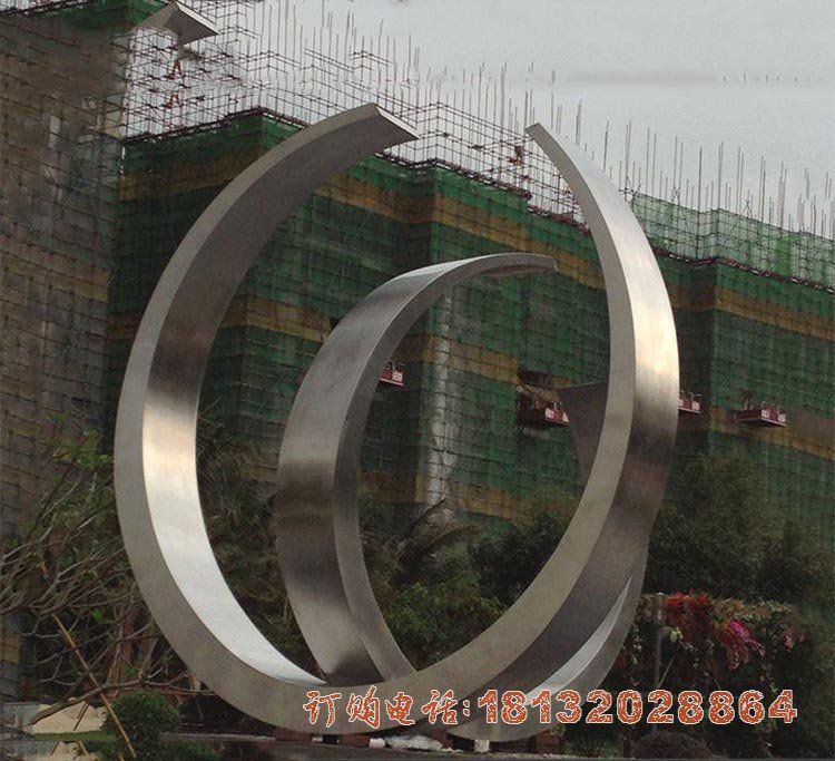 不锈钢c形喷泉雕塑 不锈钢c形喷泉雕塑