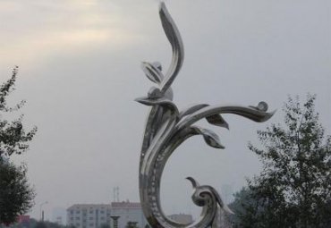 大型不锈钢抽象凤凰雕塑
