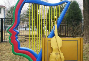公园不锈钢抽象竖琴和大提琴雕塑