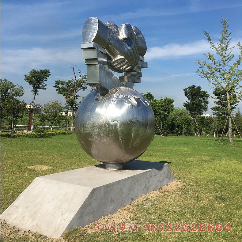 公园不锈钢握手合作雕塑