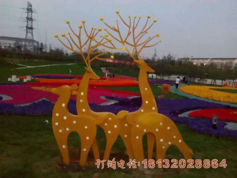 不锈钢喷漆梅花鹿雕塑