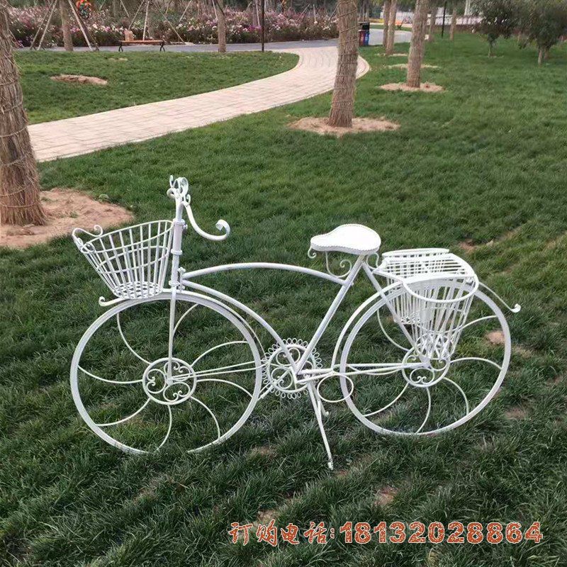 小区不锈钢喷漆自行车雕塑
