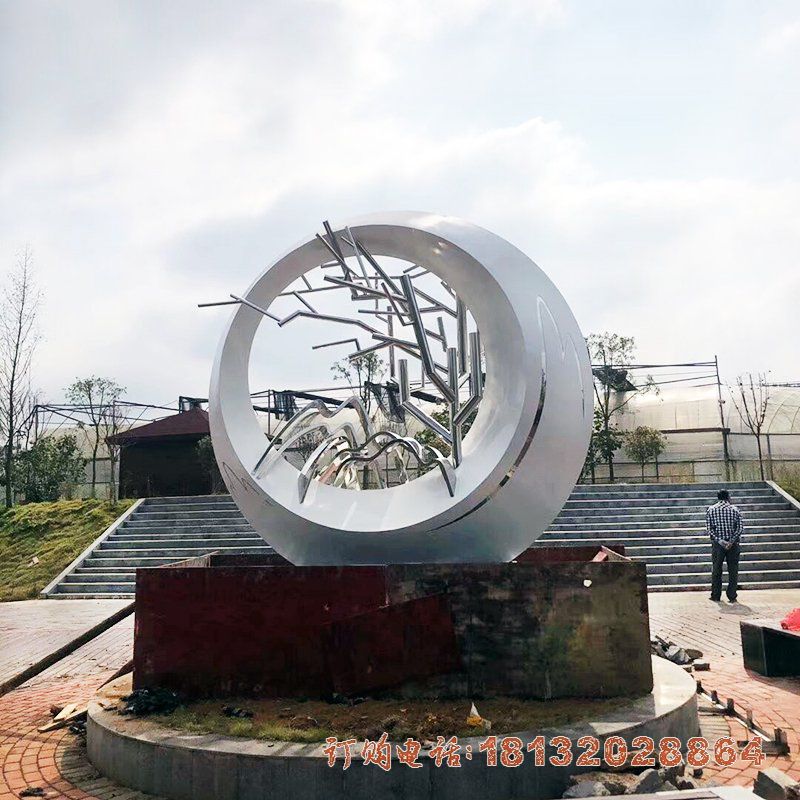 小区不锈钢山间树枝雕塑