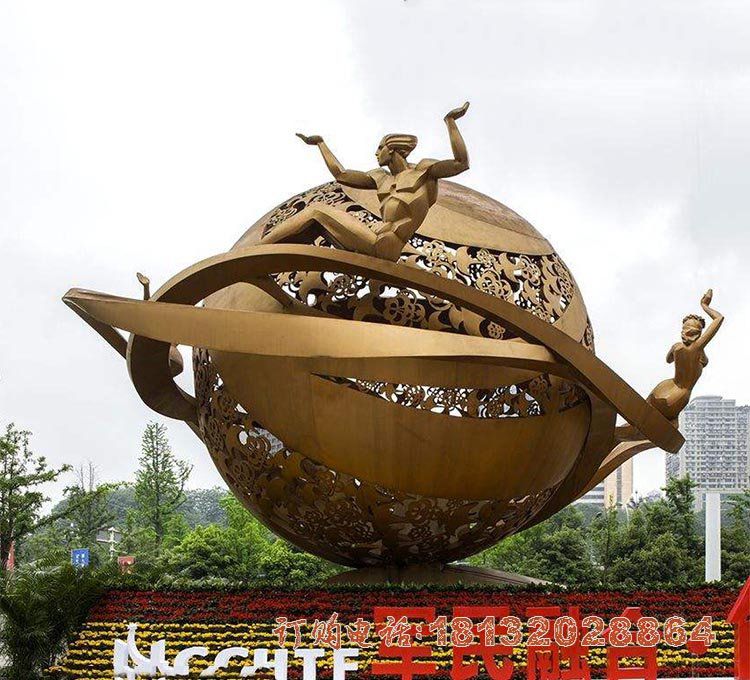 广场镂空球几何人物铜雕