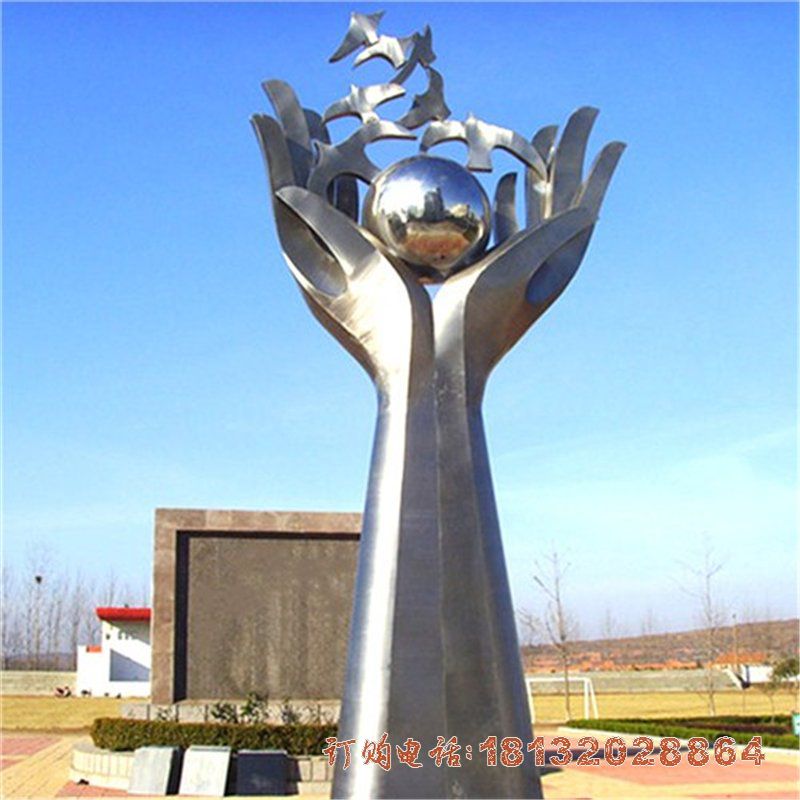 城市不锈钢手托和平鸽雕塑