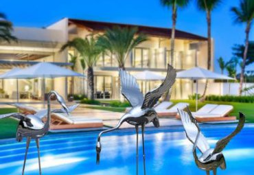 小区不锈钢镜面抽象仙鹤雕塑