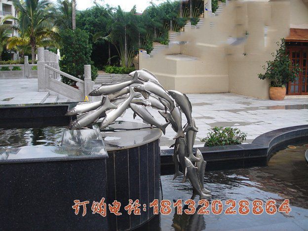 小区不锈钢跳跃的鱼群雕塑