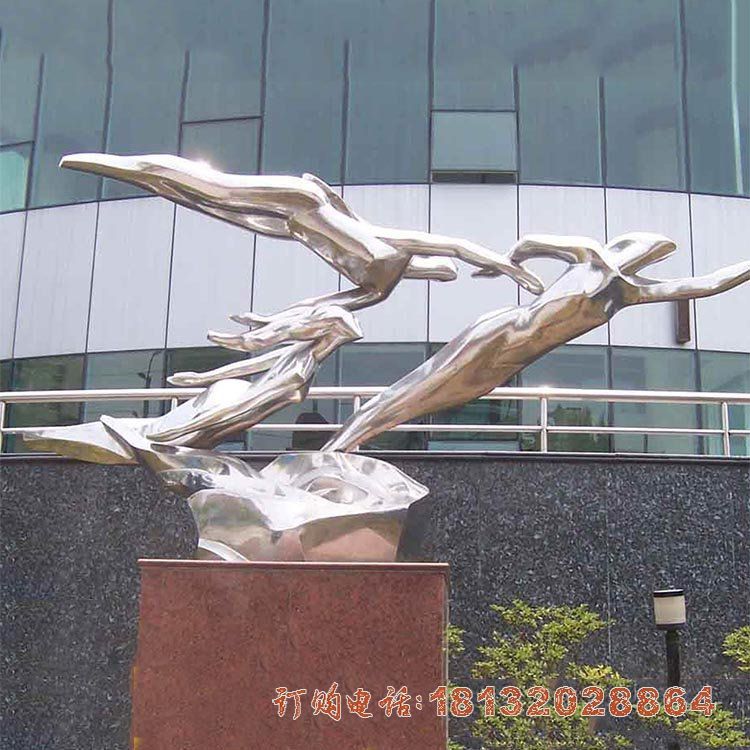 不锈钢抽象游泳人物雕塑