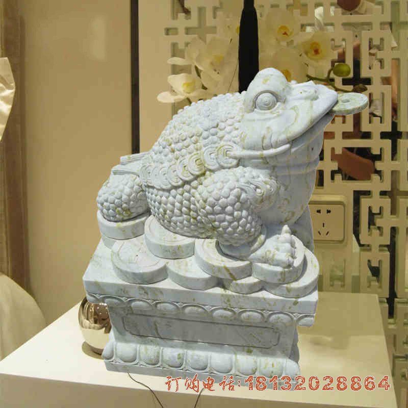 大理石金蟾雕塑,招财神兽石雕