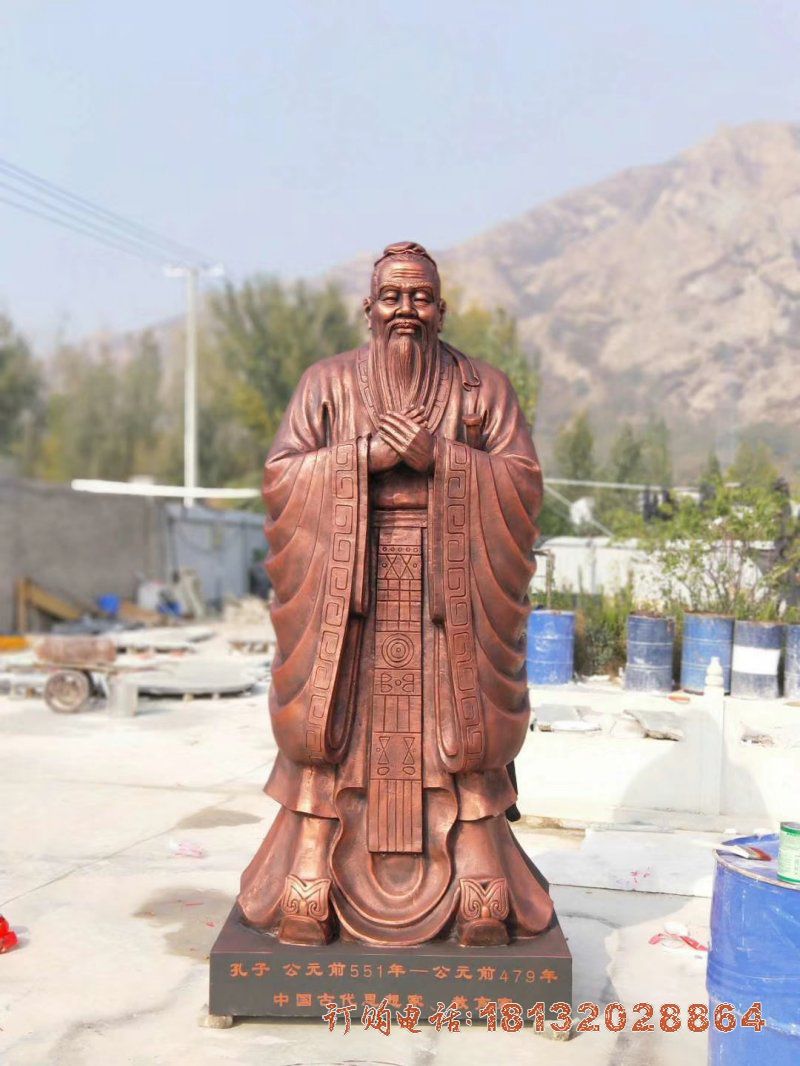 古代思想家孔子铜雕