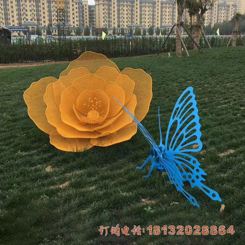 不锈钢镂空玫瑰花和蝴蝶雕塑