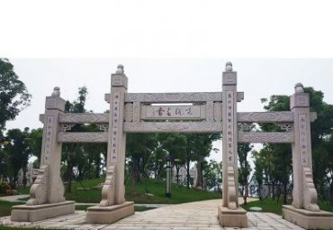湖南某景区三门冲天牌坊石雕项目