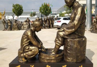 黑龙江某小区百善孝为先人物铜雕案例