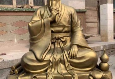 河南某景区古代名人孙思邈铜雕