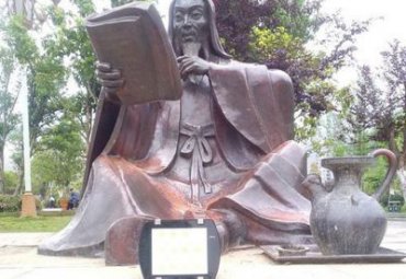 江西某景区古代名人陶渊明铜雕案例