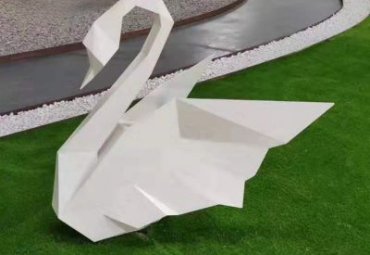 江西某小区不锈钢抽象天鹅雕塑案例