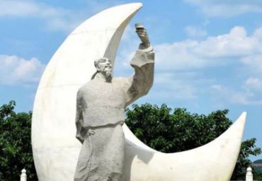 四川某景区古代名人李白石雕项目