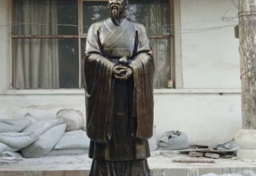 湖北某医院古代名人扁鹊铜雕案例