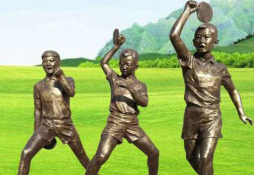 河北某公园打乒乓球人物铜雕案例