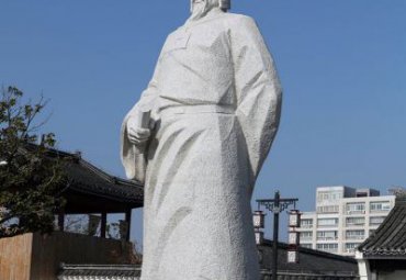 重庆某公园古代名人范仲淹石雕案例