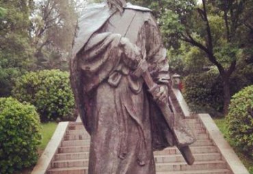 山东某景区古代名人辛弃疾铜雕案例