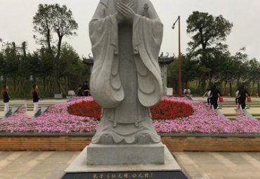 湖北某校园古代名人孔子石雕项目