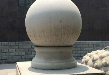 广东某广场大理石风水球雕塑项目