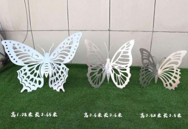 陕西某公园不锈钢镜面镂空蝴蝶雕塑项目